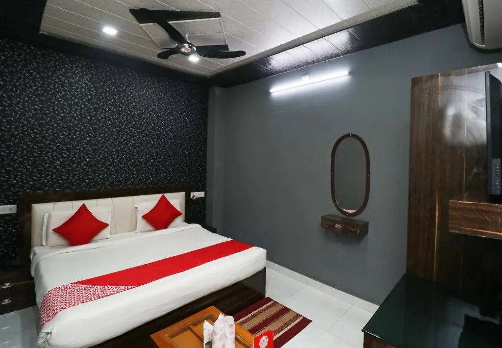 Лакхимпур: Mv Hotel By OYO Rooms