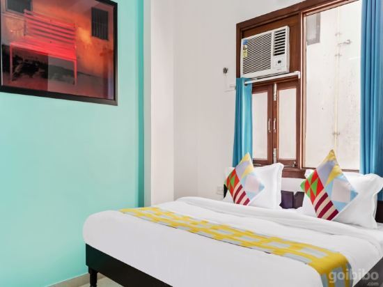 Нью-Дели: OYO Home 35789 Cozy Stay BLK Hospital