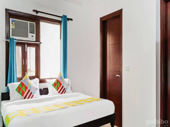 Нью-Дели: OYO Home 35789 Cozy Stay BLK Hospital