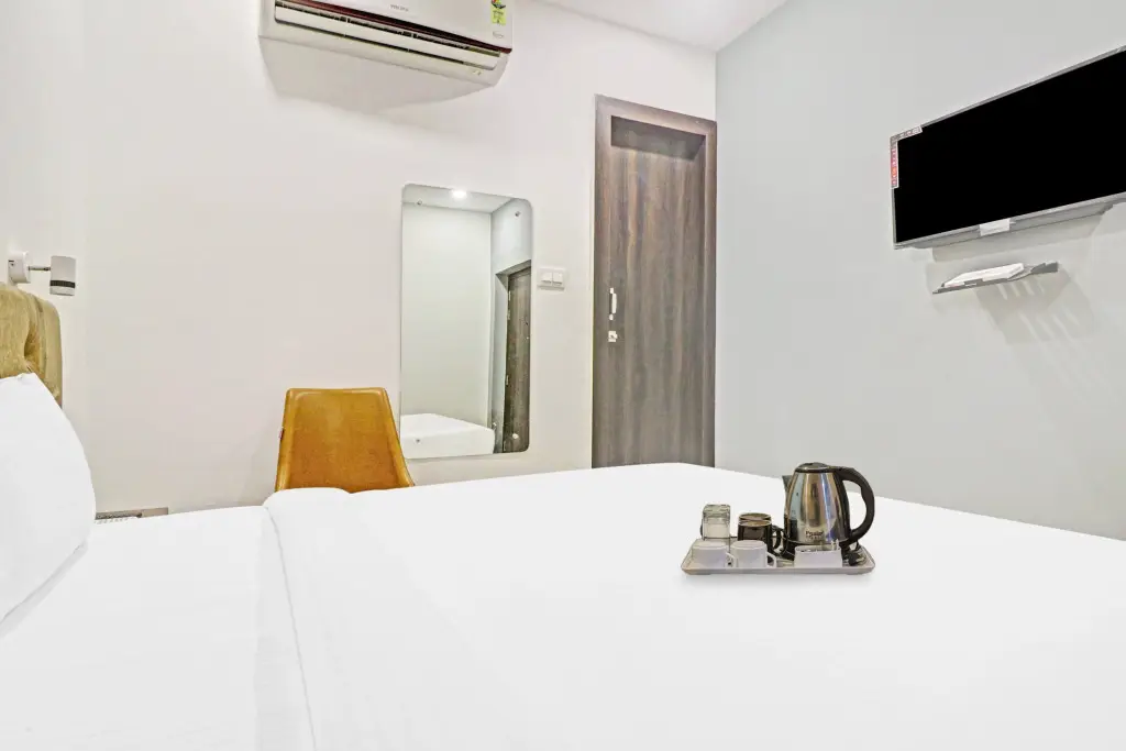 Канпур: OYO 77788 Townhouse 405 Mall Road