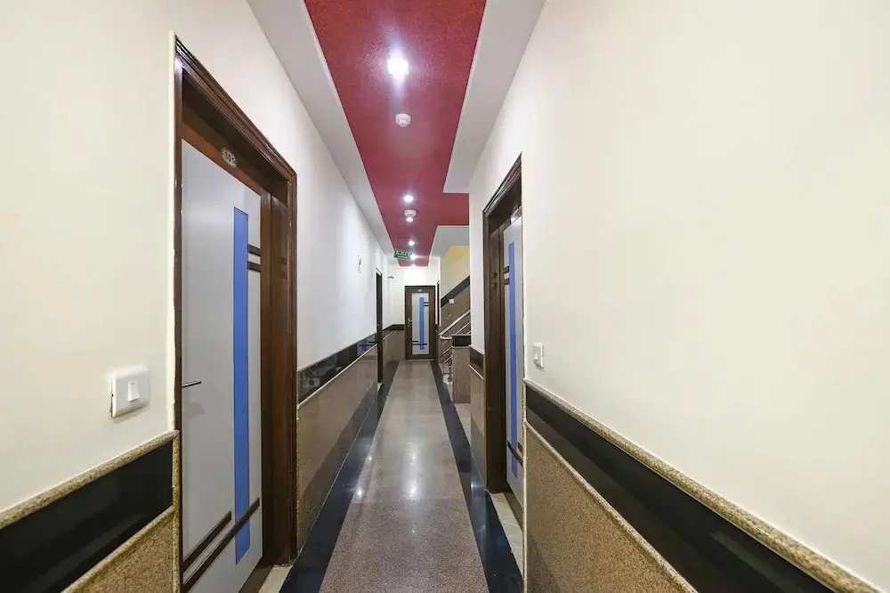 Нью-Дели: FabExpress Jaggi Palace