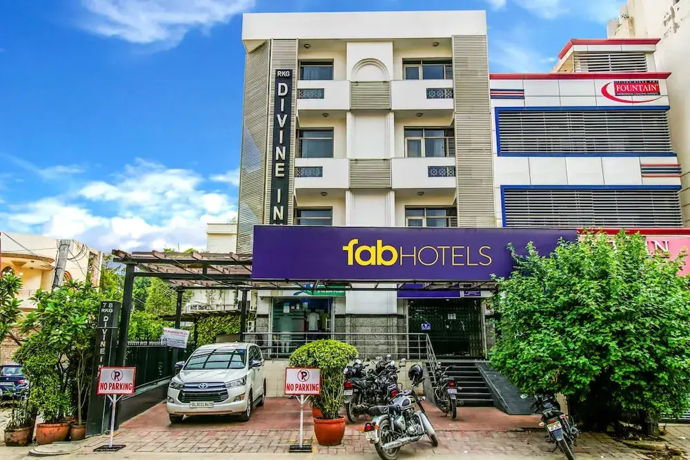 FabHotel Divine Inn — фото 1