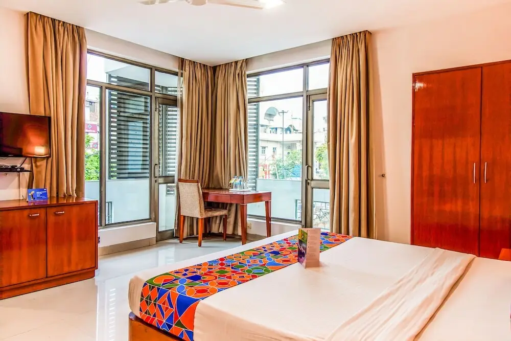 Нью-Дели: FabHotel Divine Inn
