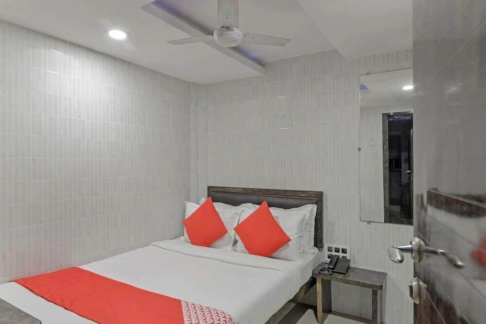 Мумбаи: Hotel Paris Residency