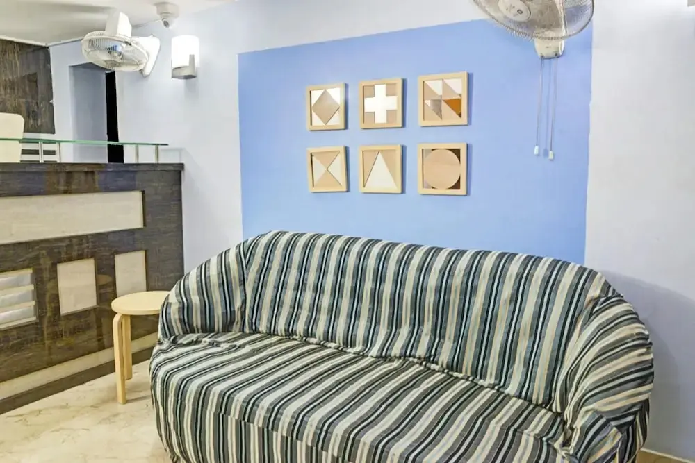 Колката: Goroomgo Amit Guest House Tagore Park Kolkata