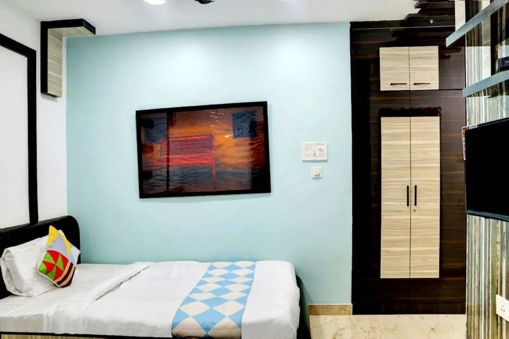 Колката: Goroomgo Amit Guest House Tagore Park Kolkata
