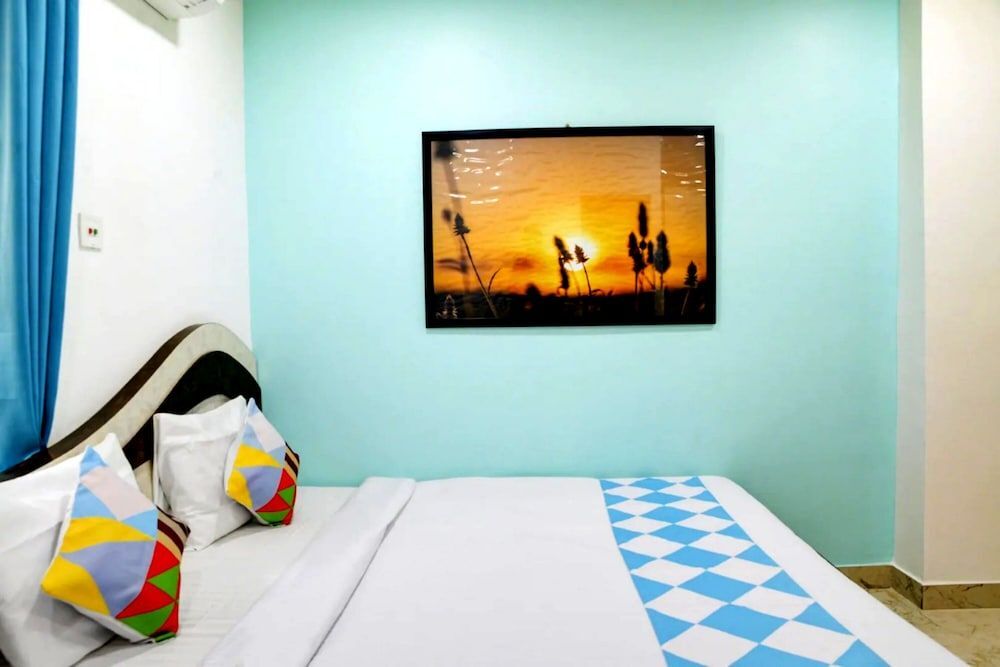 Колката: Goroomgo Amit Guest House Tagore Park Kolkata