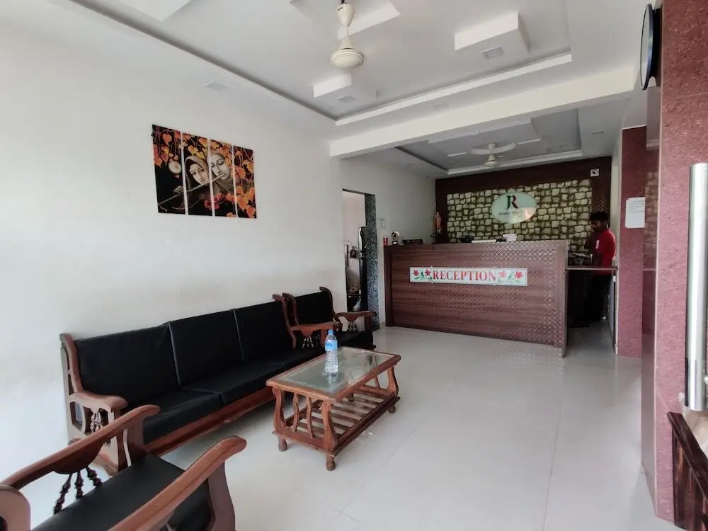 Нерал: Janavi Resort -Matheran