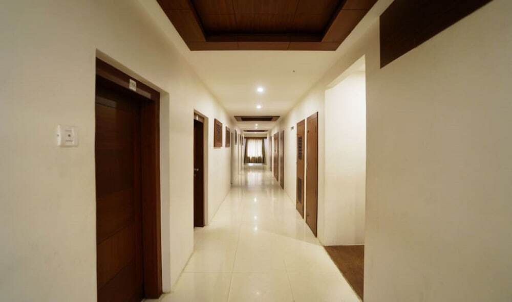 Eraniel: Hotel Seaface