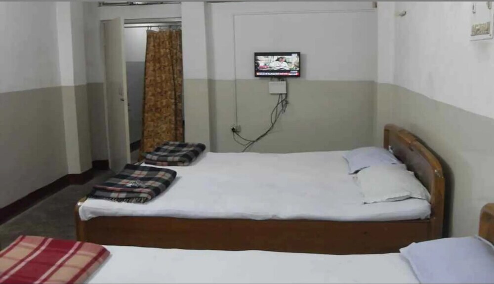 Канпур: Goroomgo Hotel Manglam Kanpur