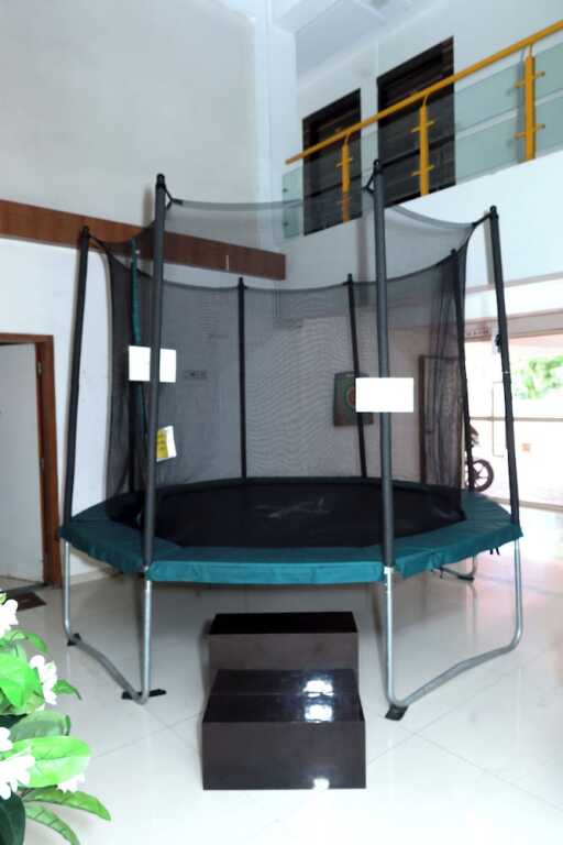 Киим: Nilaya Nest Away