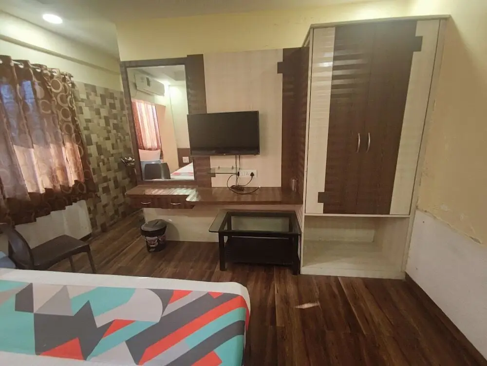 Hotel Mukesh residency — фото 1