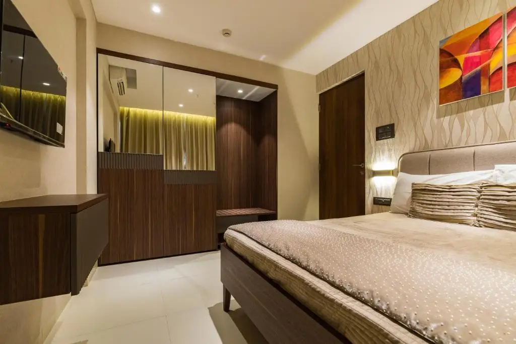 Пуна: AR Suites Jewels Royale