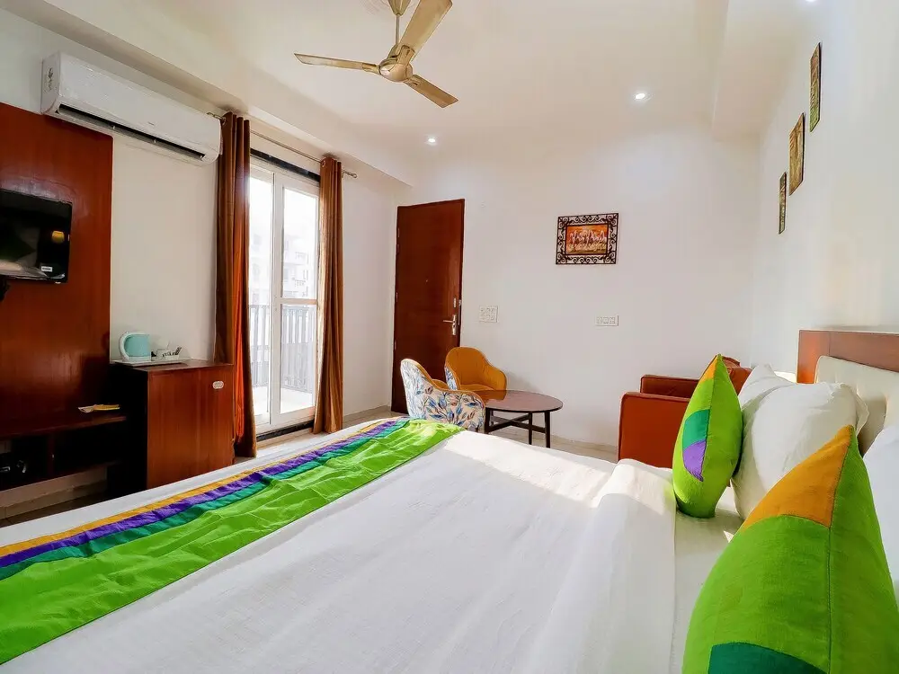Гуруграм: Treebo Rejoice 52 - 3km From Huda City Metro Station