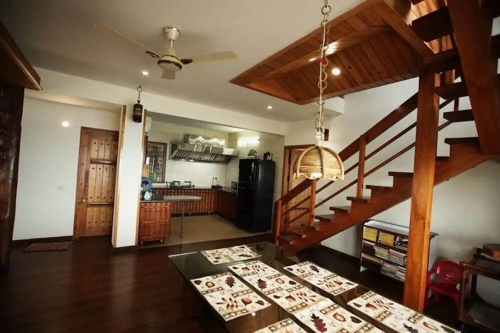 Парвану: Echor The Rustic Retreat Kasauli