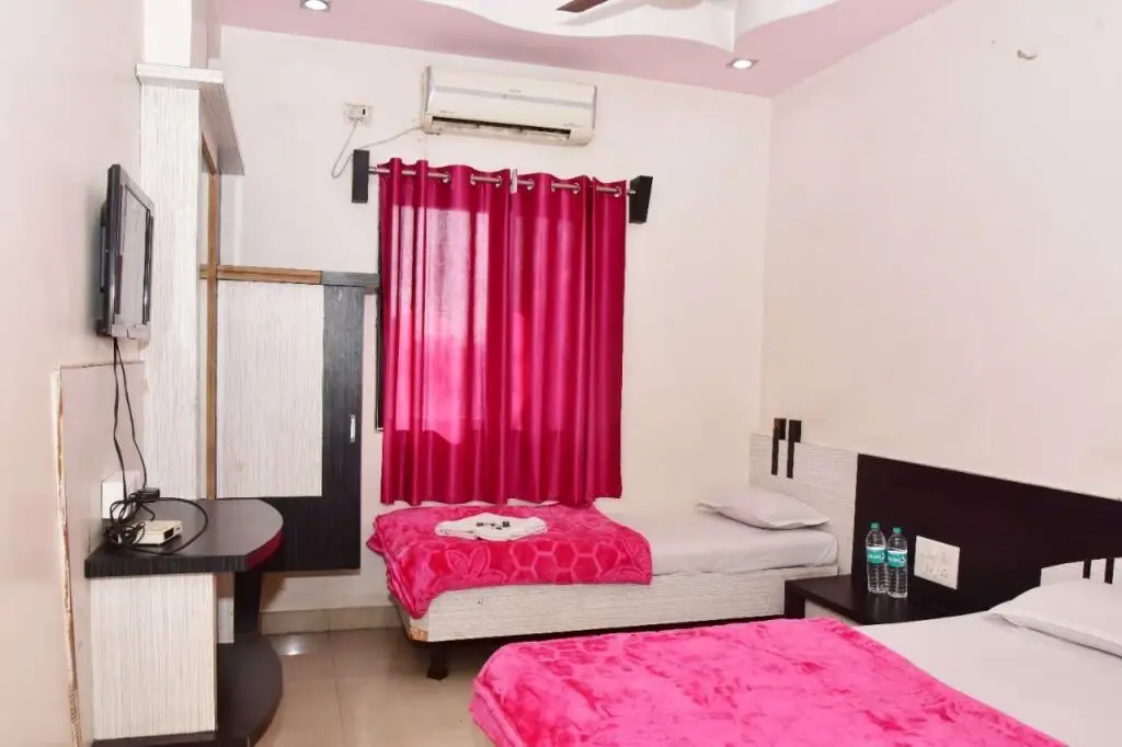 Ширди: Hotel Temple Sai