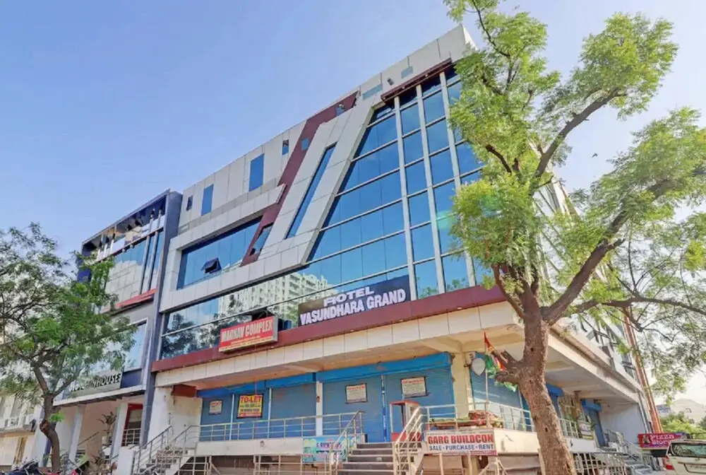 Goroomgo Vasundhara Grand Ghaziabad — фото 1