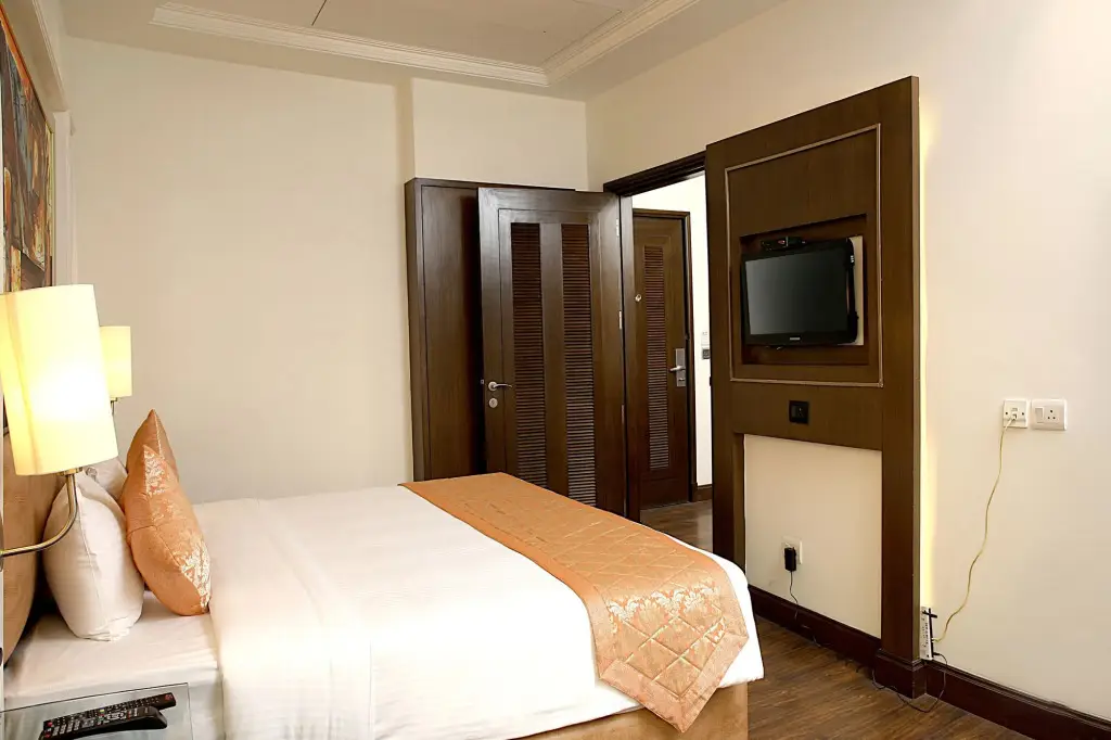 Гуруграм: Inde Hotel Signature Tower