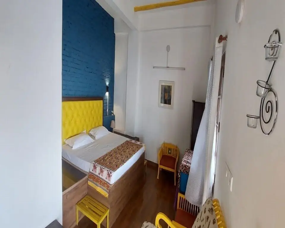 Массури: Veenu's Cottage
