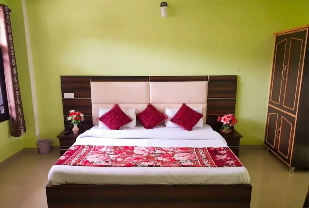 Чамба: Goroomgo Mohan Home Stay  Dalhousie