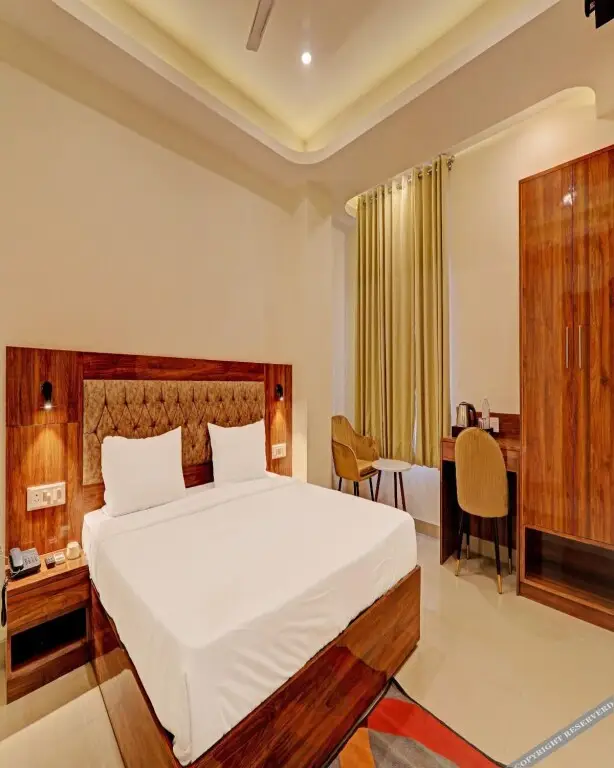 Лакхнау: Hotel Heera Grand
