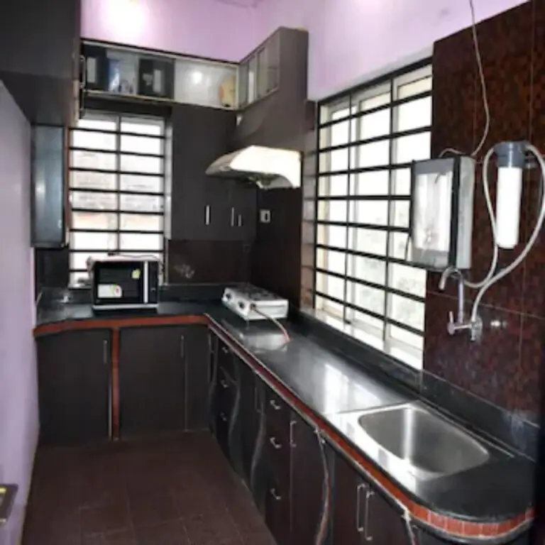 Бхубанешвар: Goroomgo Tranquil Hospitality Bhubaneswar