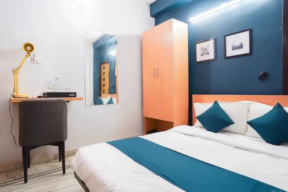 Колката: Goroomgo Giriraj stay Hub Near VIP Bazaar Naskarhaat Kolkata