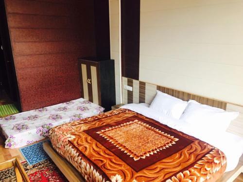 Чамоли: The Sleeping Beauty Hotel