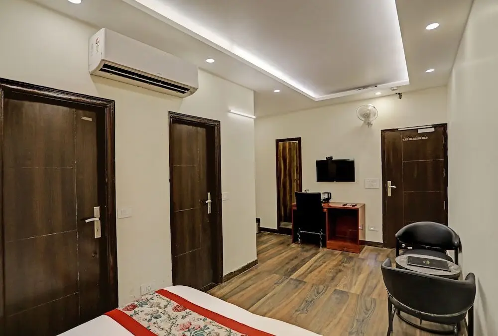 Нью-Дели: Staybook Atlanta New Delhi Train Station