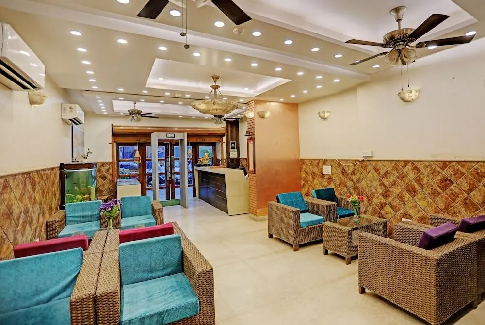 Нью-Дели: Staybook Atlanta New Delhi Train Station