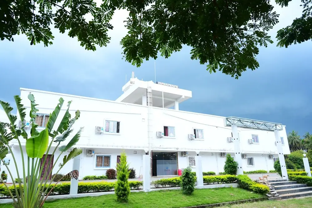 the Riverside Holiday Resort — фото 1