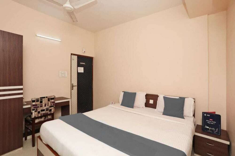 Колката: The Corporate Inn