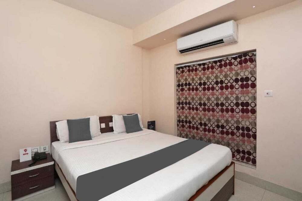 Колката: The Corporate Inn