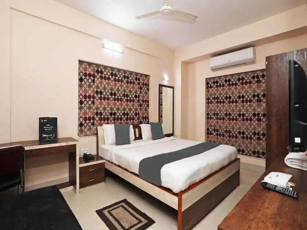 Колката: The Corporate Inn