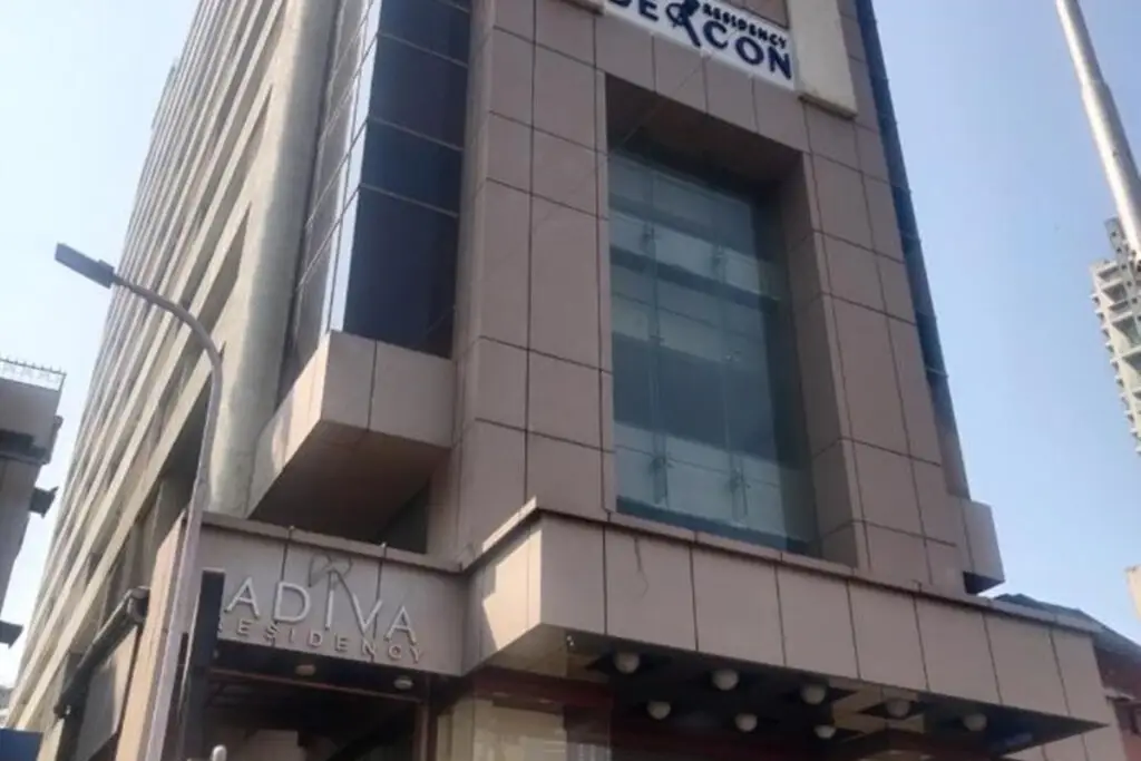 Adiva Residency Beacon, Grant Road, Mumbai — фото 1
