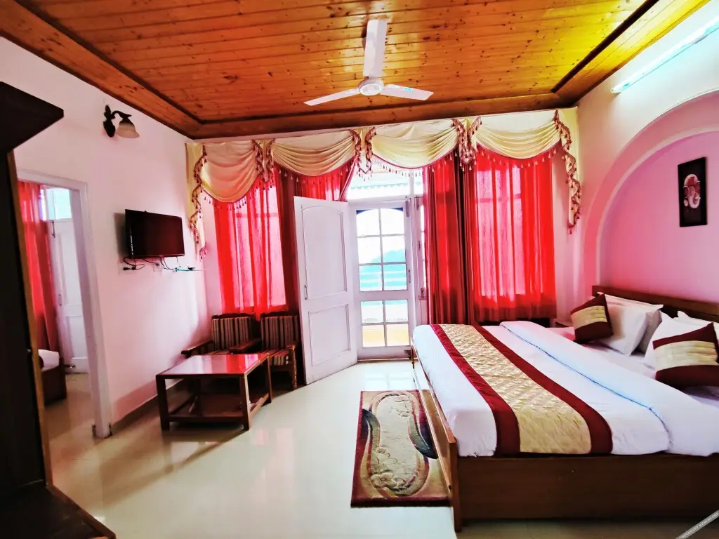 Солан: Hotel Madhuvan