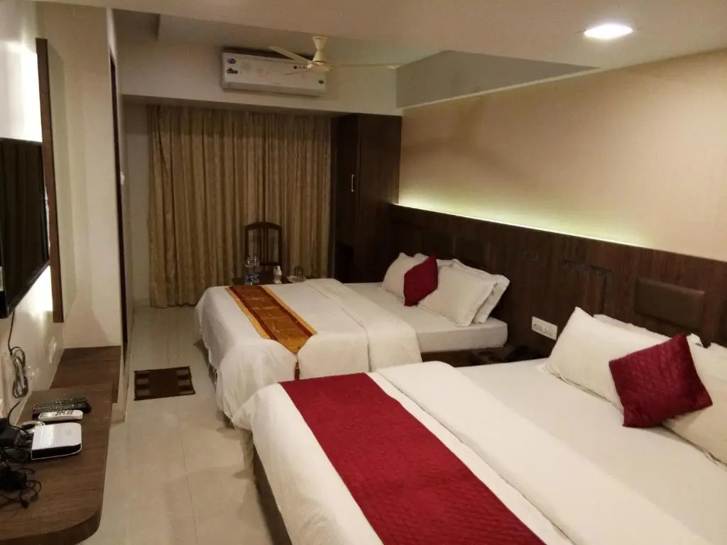 Панвель: Hotel Metro palace panvel Navi mumbai