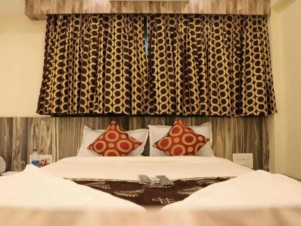 Мумбаи: Hotel Golden Inn
