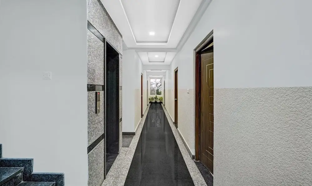 Бангалор: Treebo Elmas Grand