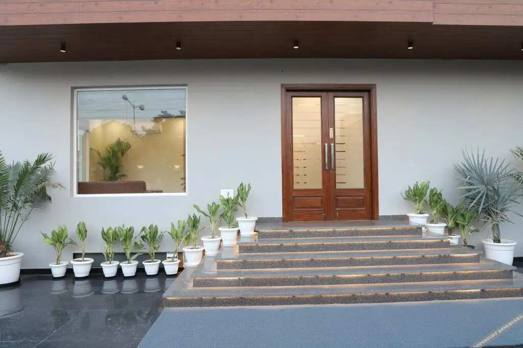 Hotel Gurugram — фото 1