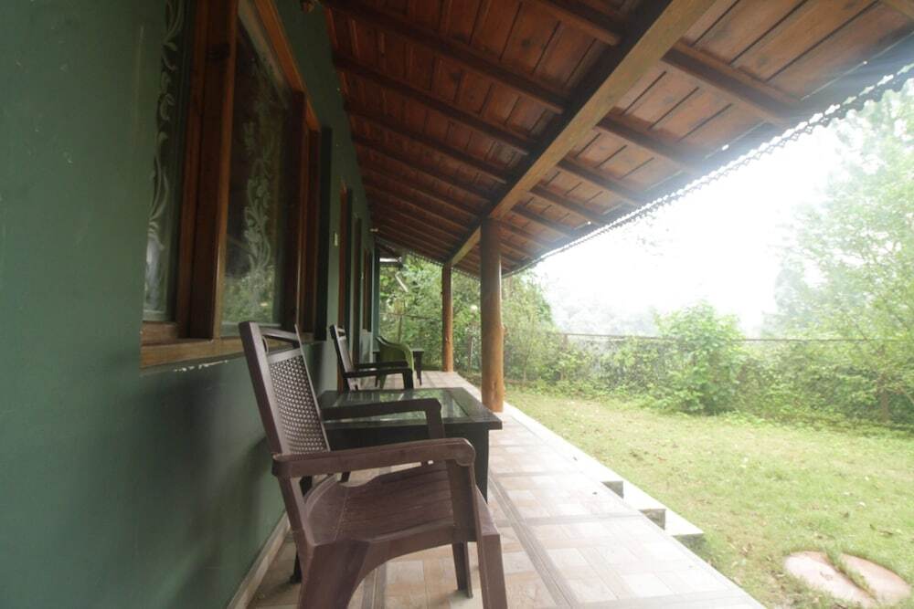Наинитал: Birders Den Eco Resort