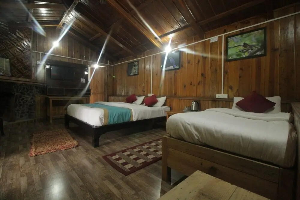 Наинитал: Birders Den Eco Resort