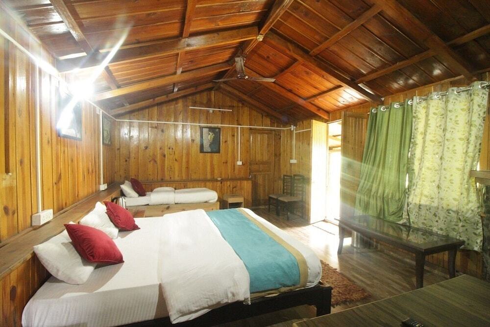 Наинитал: Birders Den Eco Resort