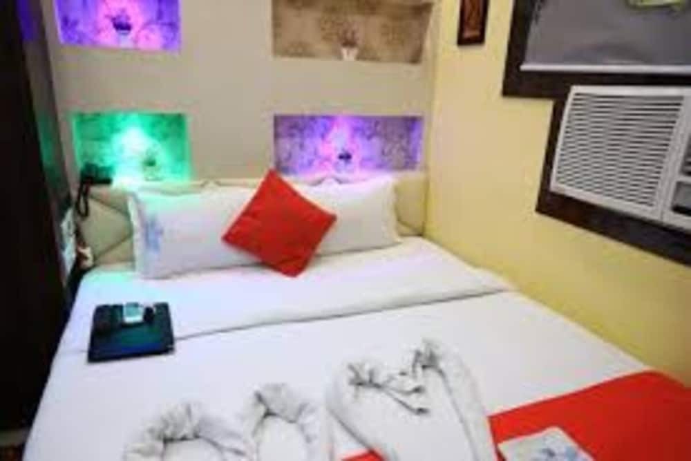 Колката: Hotel OPS