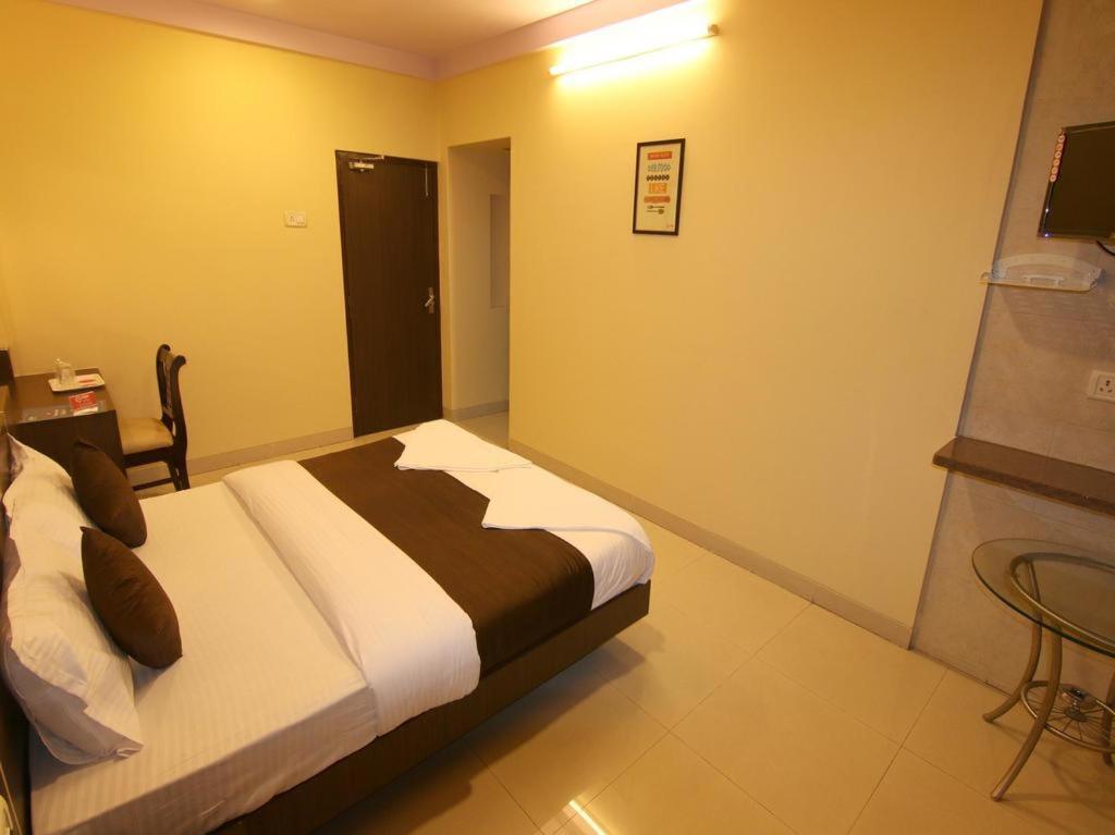 Панвель: Panvel Palace