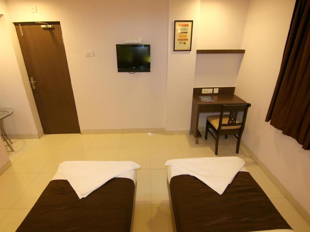 Панвель: Panvel Palace
