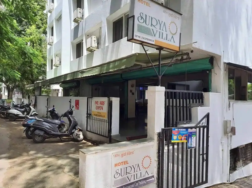 Пуна: Hotel Surya Villa