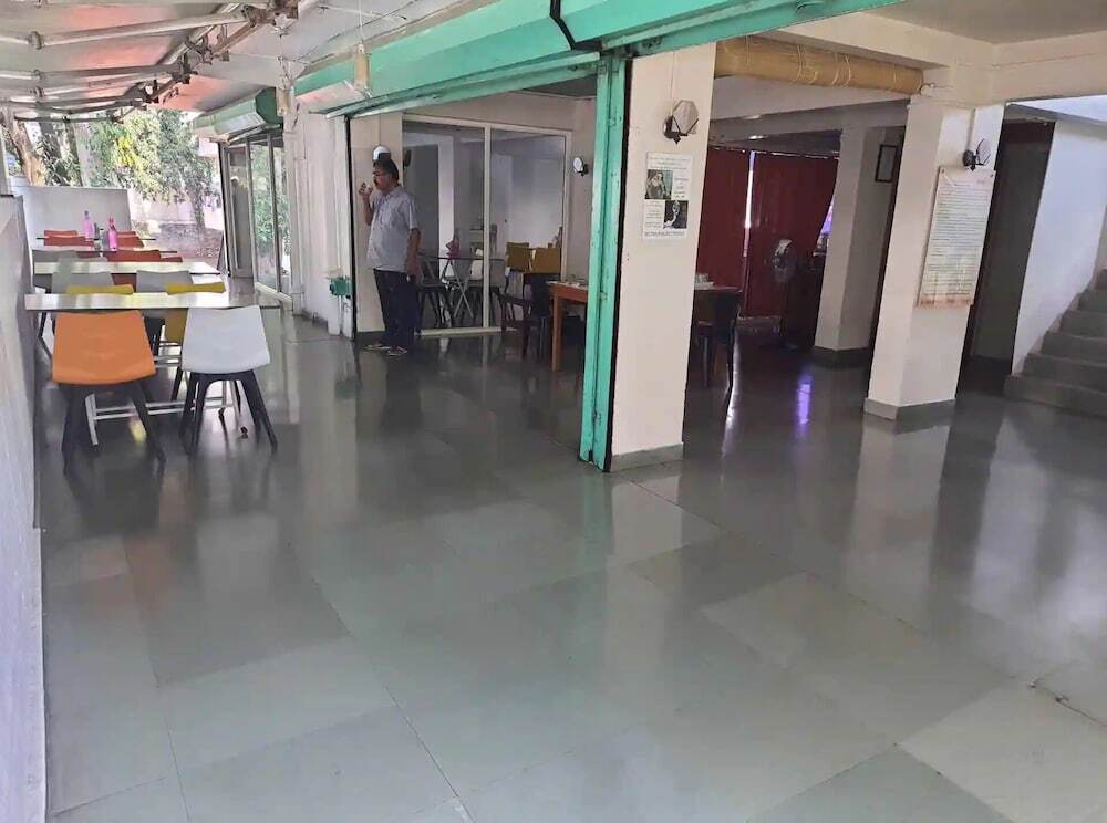 Пуна: Hotel Surya Villa