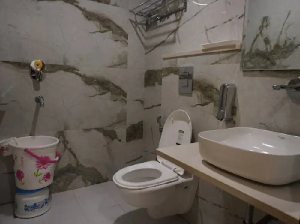 Нью-Дели: Hotel Aman Imperial
