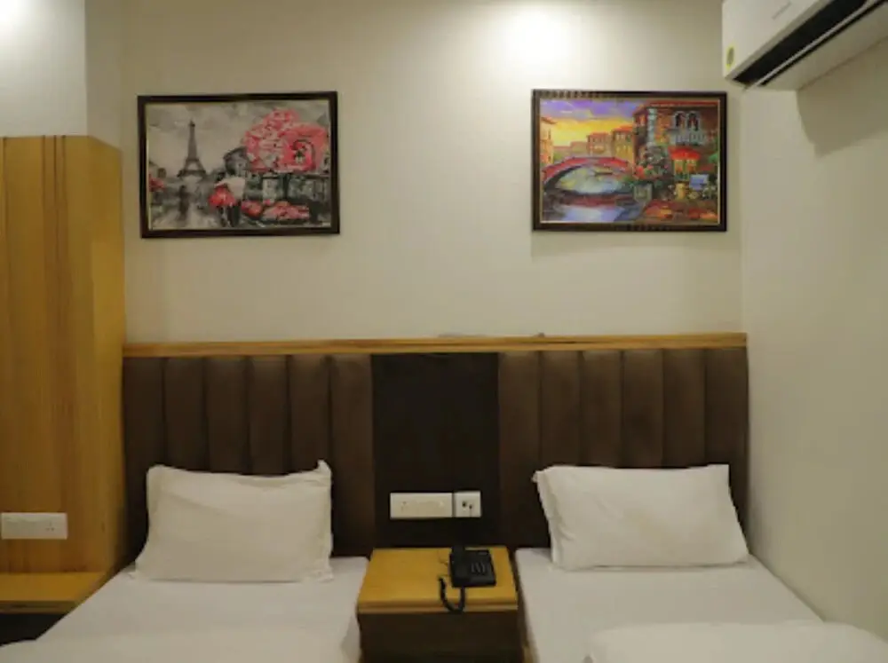 Нью-Дели: Hotel Aman Imperial
